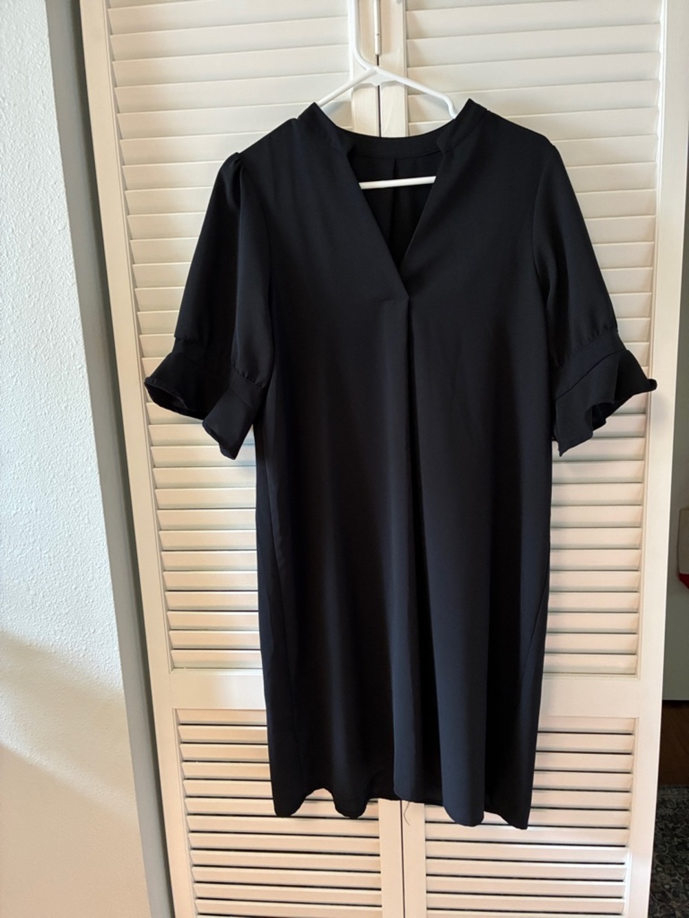 Black V-Neck Midi Shift Dress